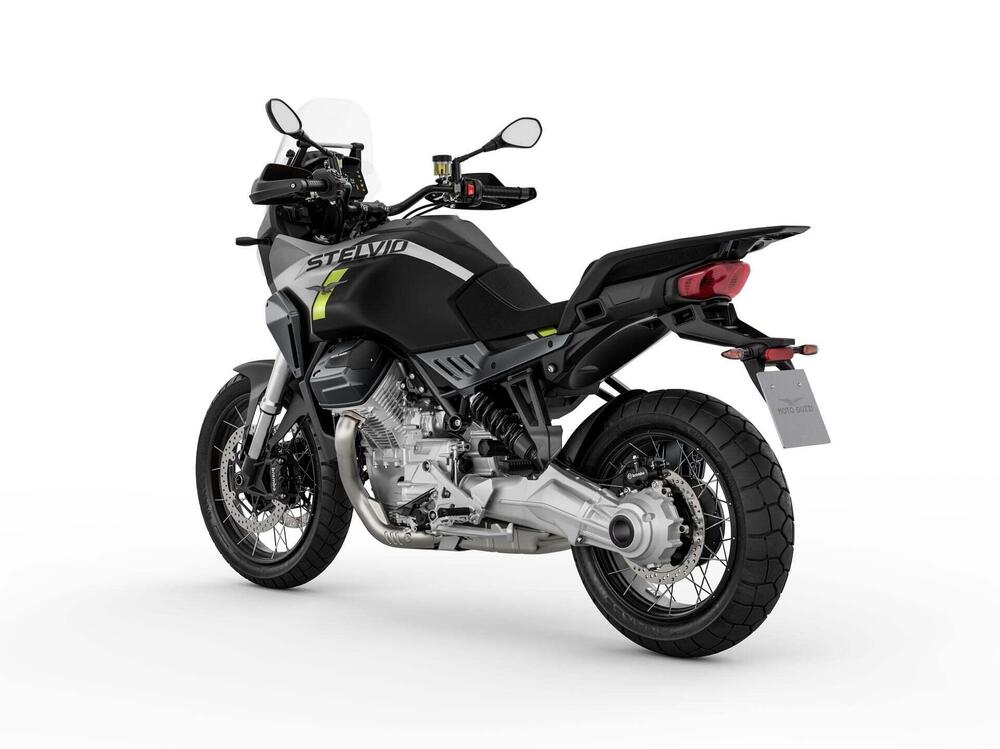 Moto Guzzi Stelvio (2024 - 26) (6)