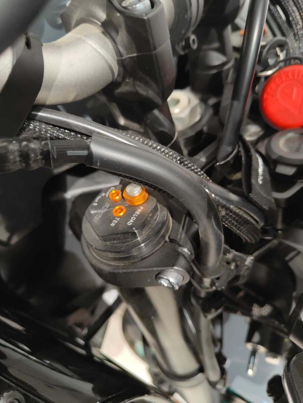 Yamaha MT-10 (2022 - 26) (8)