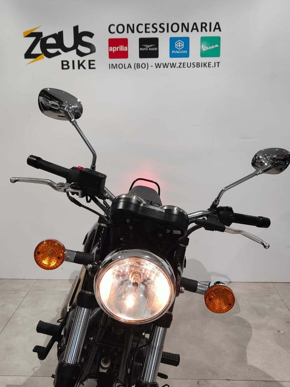 Benelli Imperiale 400 (2021 - 25) (2)