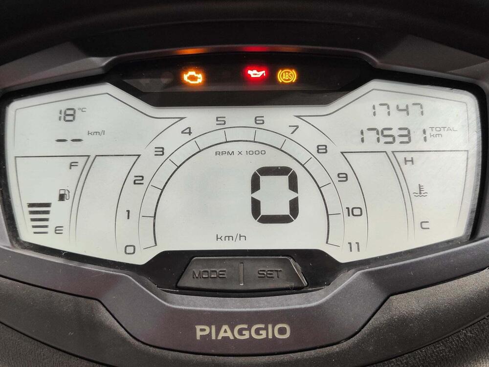 Piaggio Beverly 400 S ABS-ASR (2021 - 24) (7)