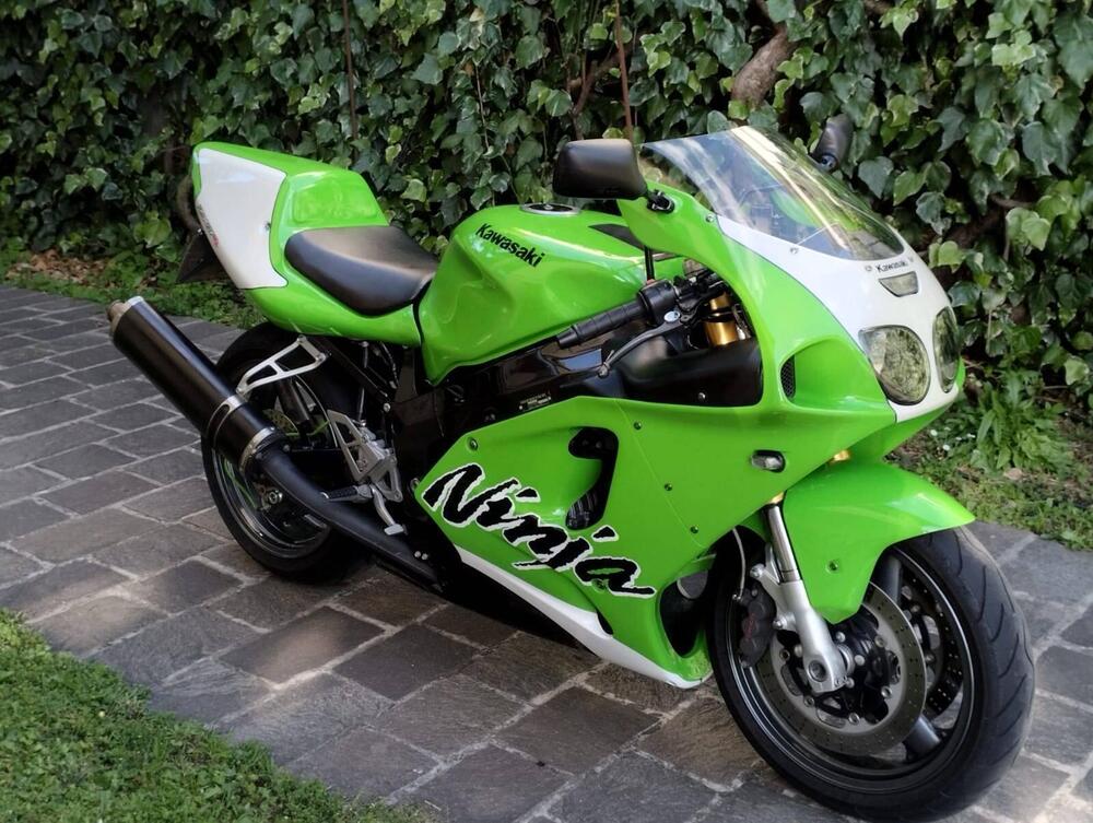 Kawasaki Ninja 750 ZX-7R (1996 - 00)