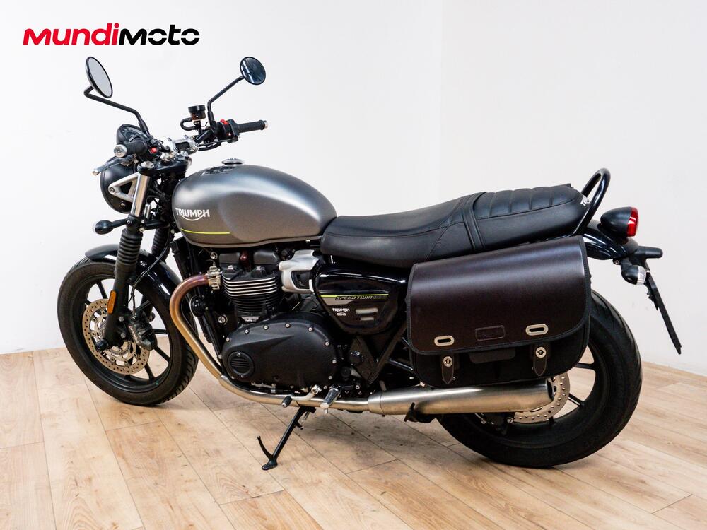 Triumph Speed Twin 900 (2023 - 24) (5)