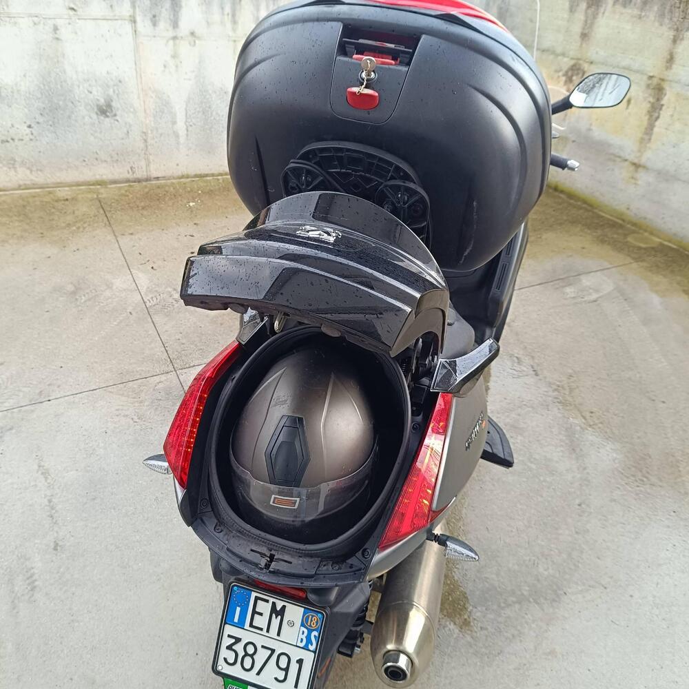 Peugeot Metropolis 400 RS (2017 - 20) (4)