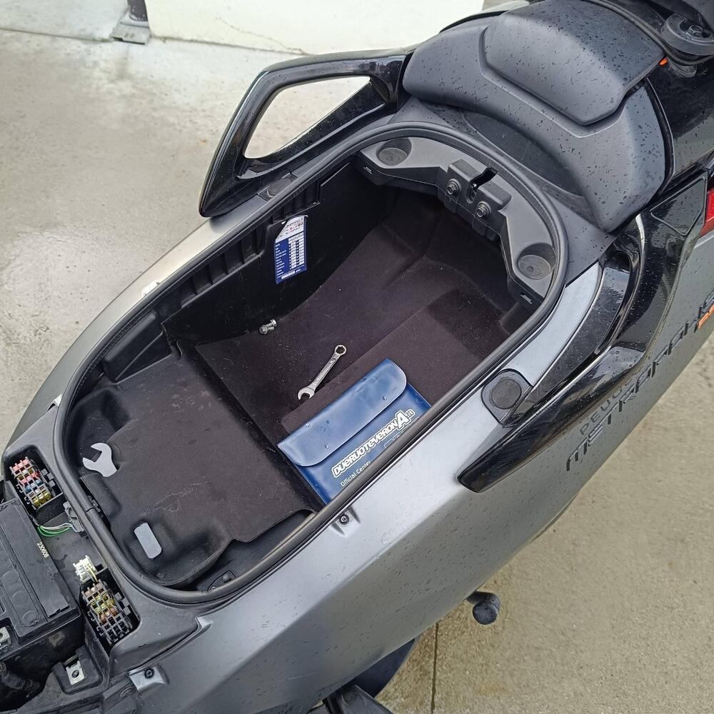 Peugeot Metropolis 400 RS (2017 - 20) (5)