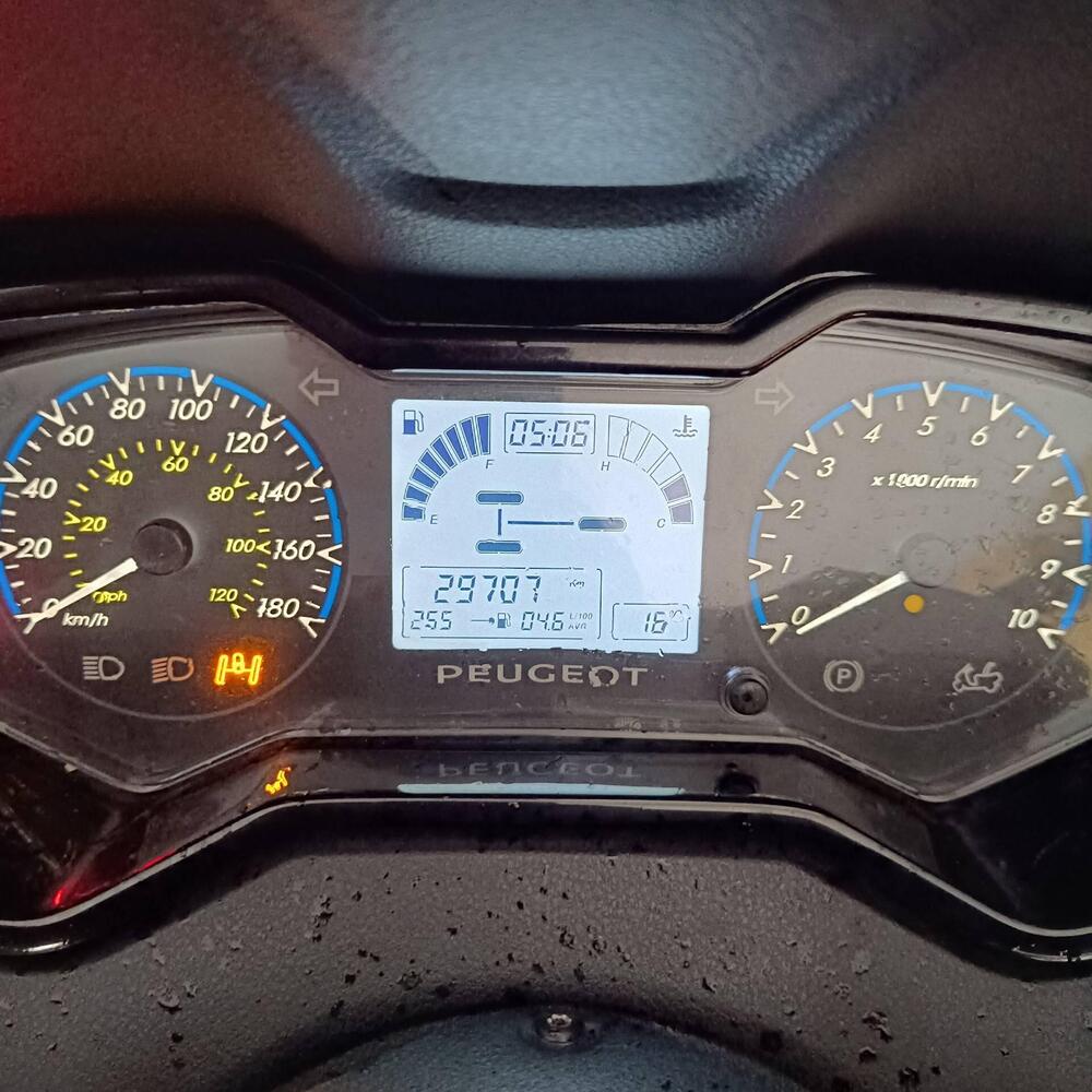 Peugeot Metropolis 400 RS (2017 - 20) (7)