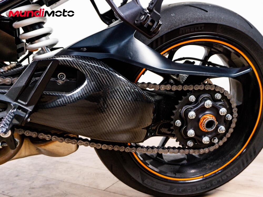 KTM 1290 Super Duke R (2020) (13)