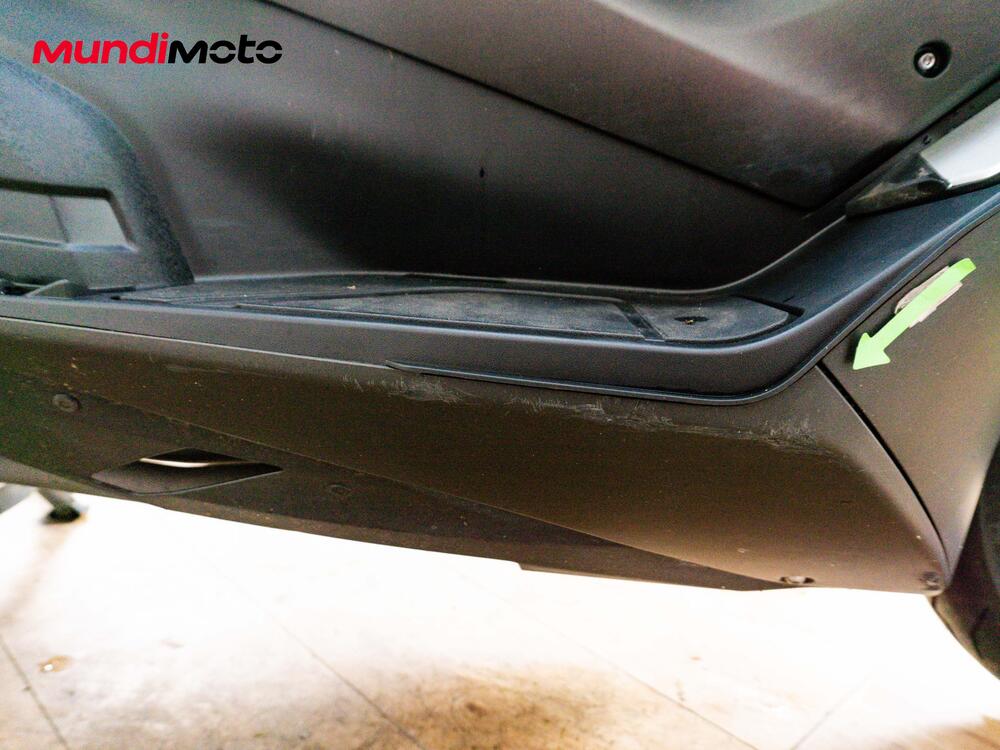 Yamaha T-Max 560 (2020 - 21) (16)