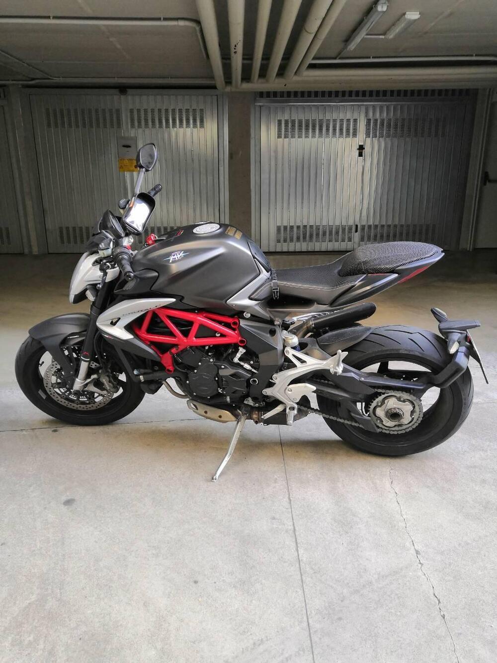 MV Agusta Brutale 800 EAS ABS (2016 - 19) (6)