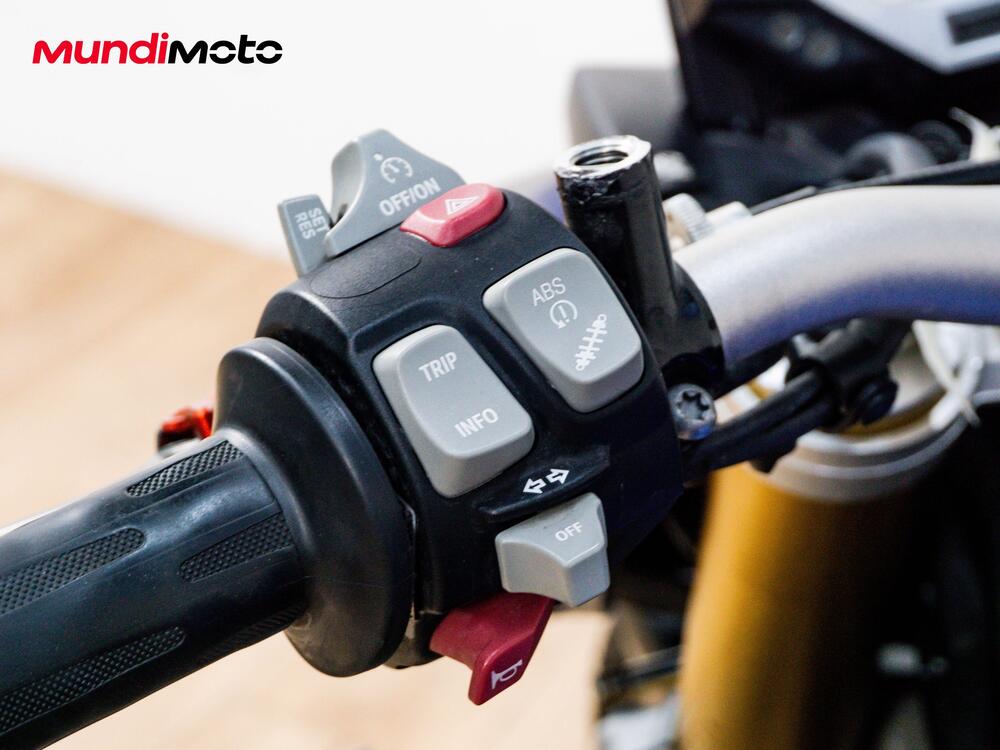 Bmw S 1000 R (2014 - 16) (23)