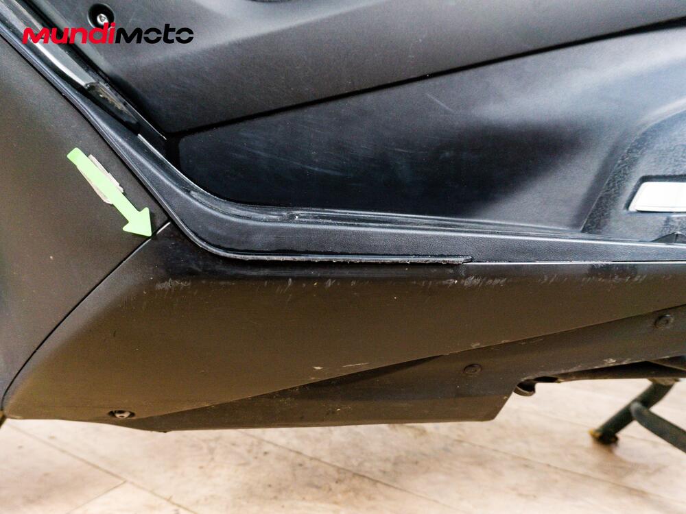 Yamaha T-Max 560 (2020 - 21) (17)