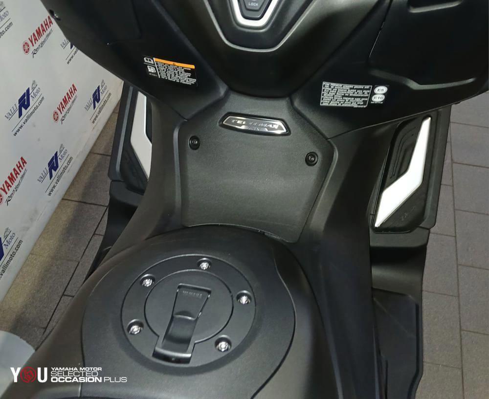 Yamaha T-Max 560 Tech Max (2025 - 26) (7)