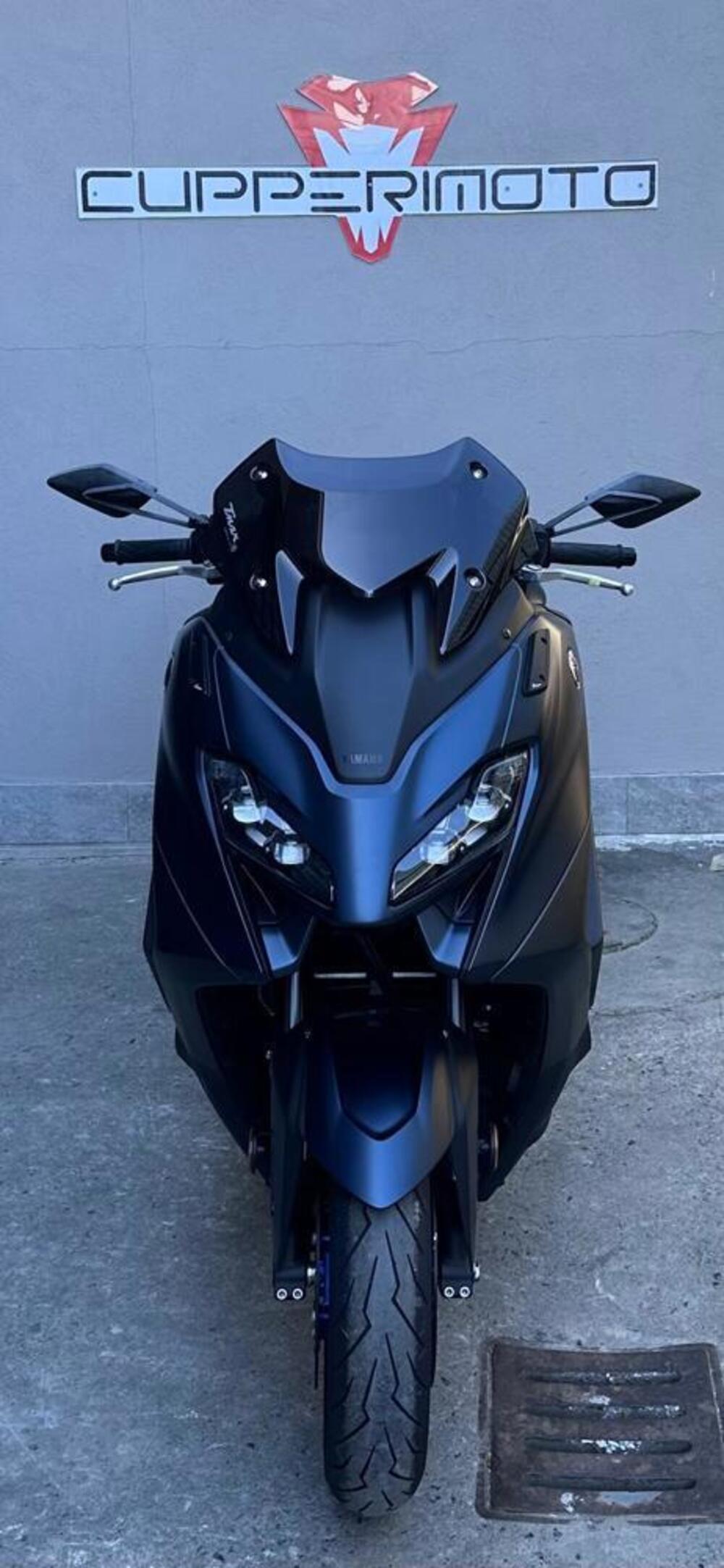 Yamaha T-Max 560 (2022 - 24) (2)