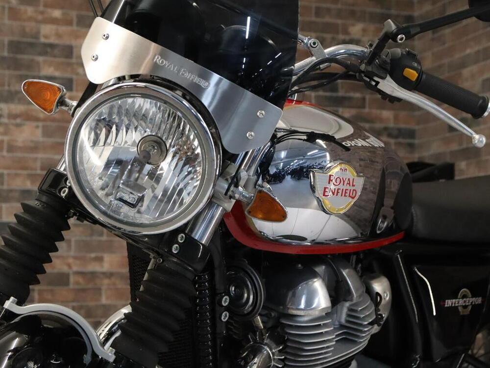 Royal Enfield Interceptor 650 (2021 - 26) (11)