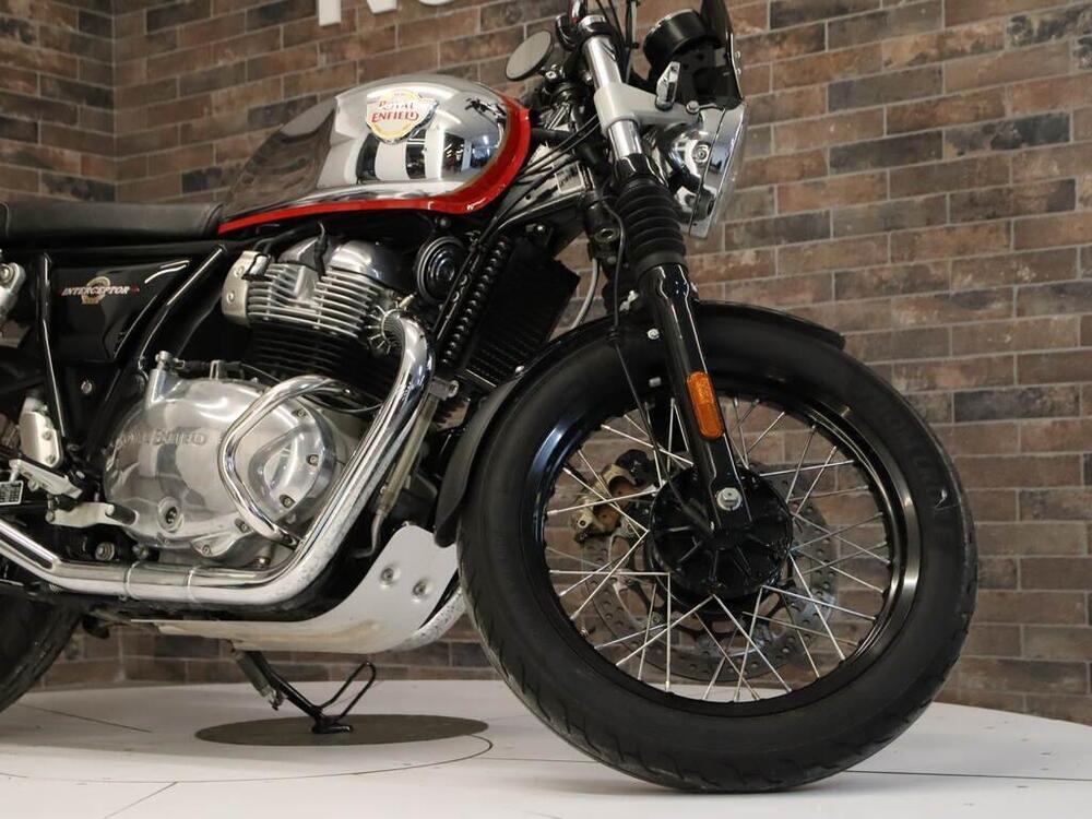 Royal Enfield Interceptor 650 (2021 - 26) (12)