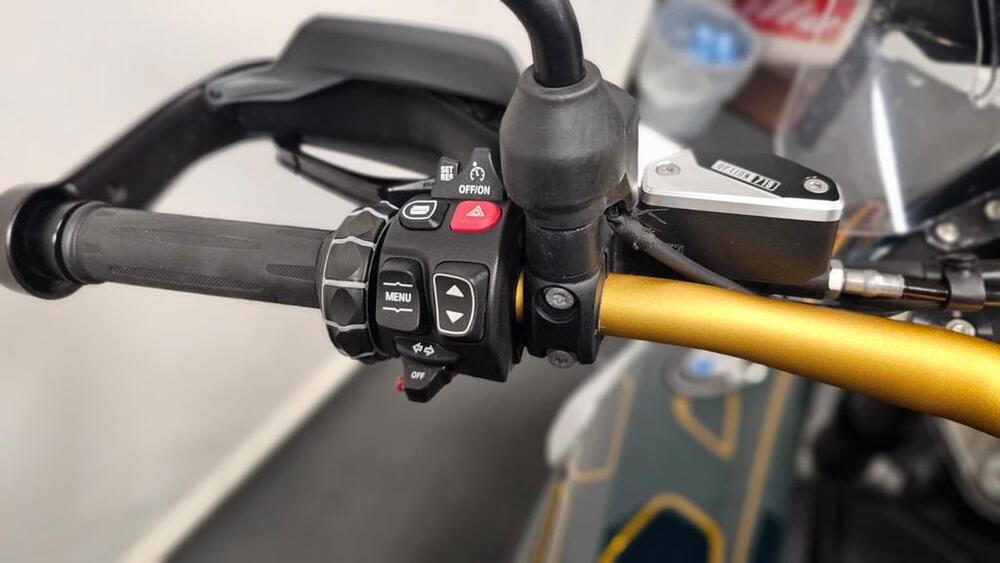 Bmw R 1300 GS (2023 - 26) (4)