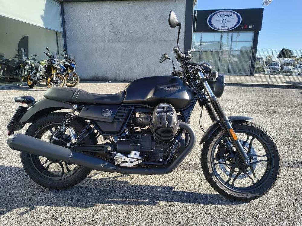 Moto Guzzi V7 III Special (2017 - 20) (3)