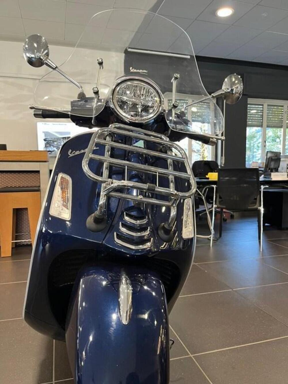 Vespa GTS 300 Supertech Hpe (2021 - 22) (5)