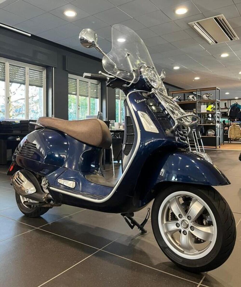 Vespa GTS 300 Supertech Hpe (2021 - 22) (3)