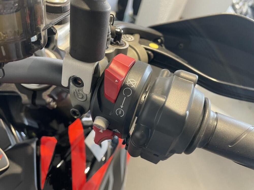 Ducati Hypermotard 698 Mono RVE (2024 - 26) (12)