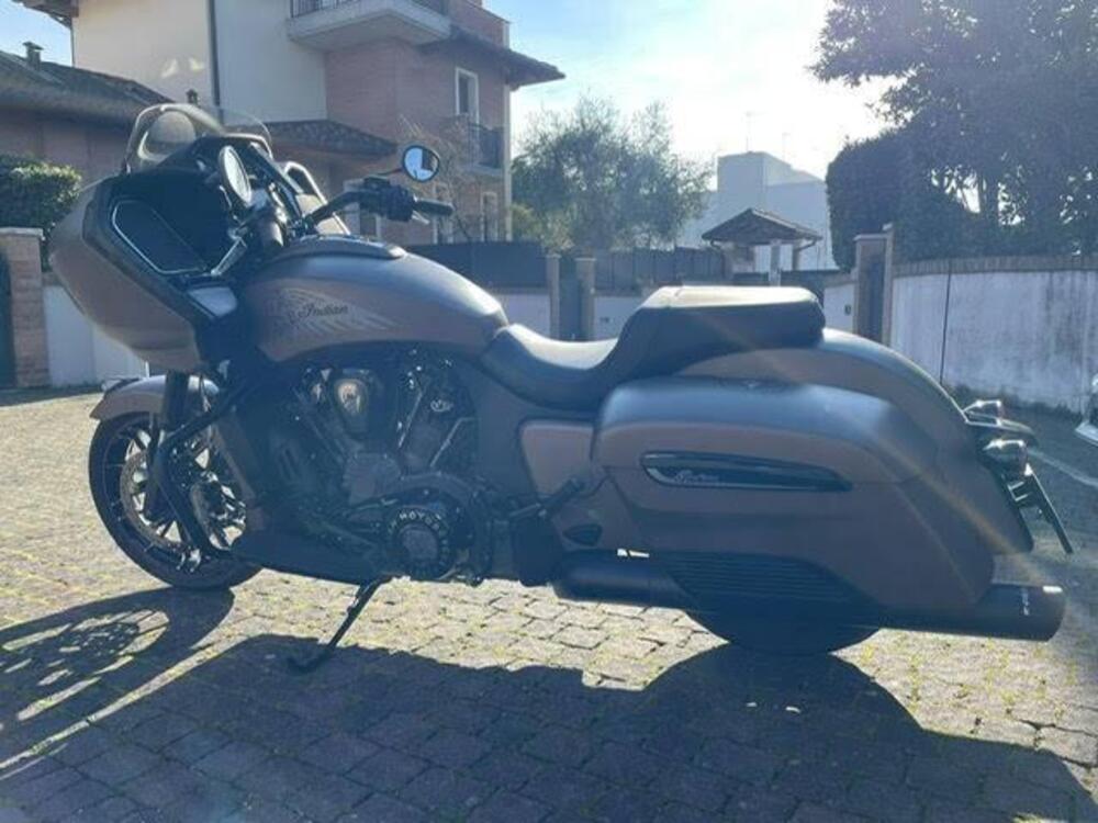 Indian Challenger 1768 Dark Horse (2021 - 25) (7)