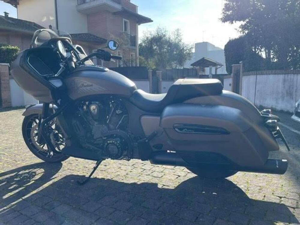 Indian Challenger 1768 Dark Horse (2021 - 25) (8)