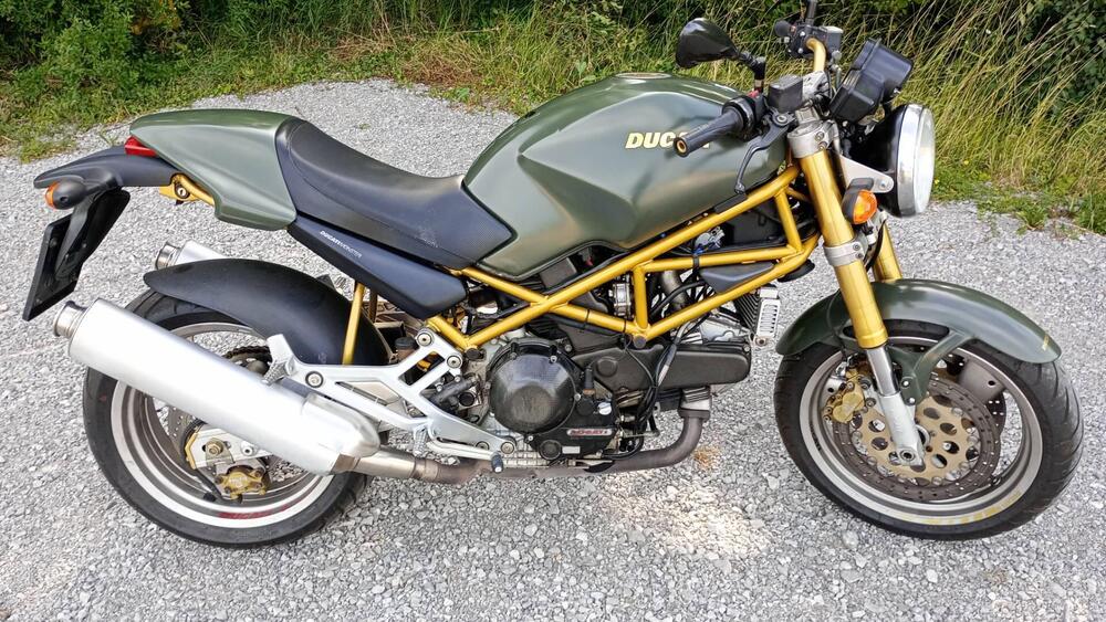 Ducati Monster 900 (3)