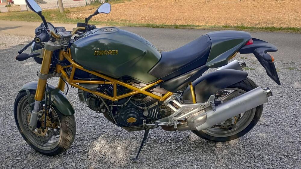 Ducati Monster 900 (4)