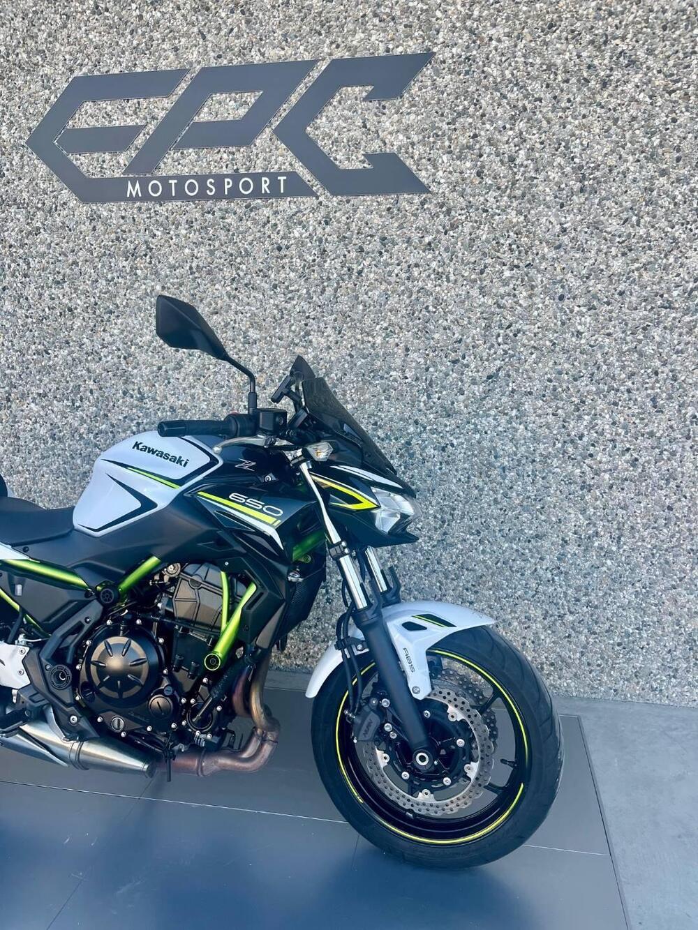 Kawasaki Z 650 (2021 - 24) (8)
