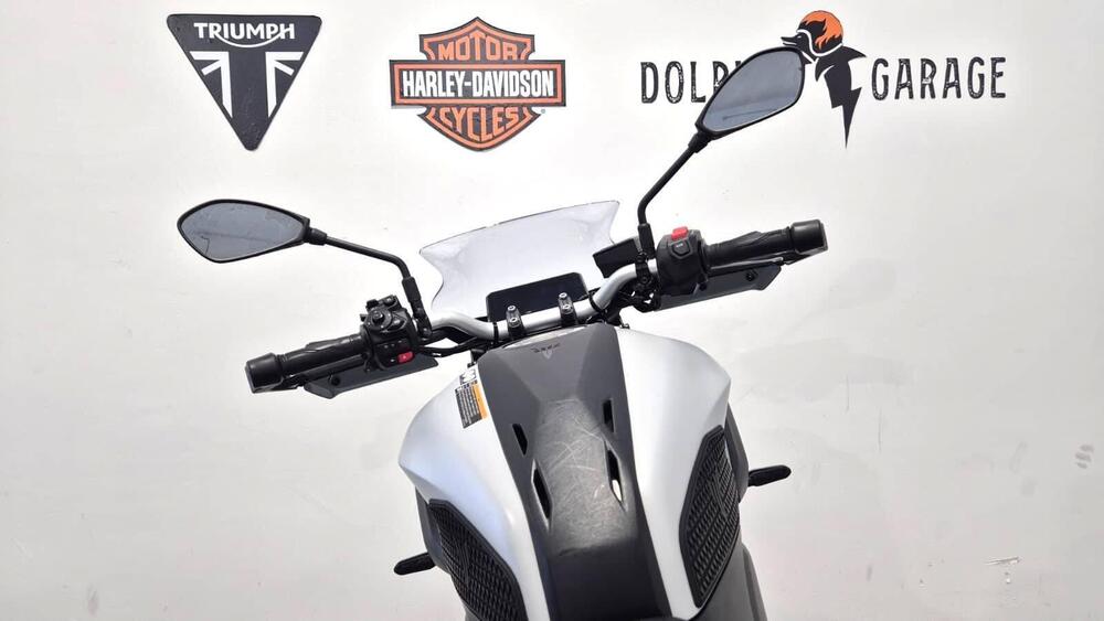 Yamaha MT-07 Y-AMT (2025 - 26) (4)