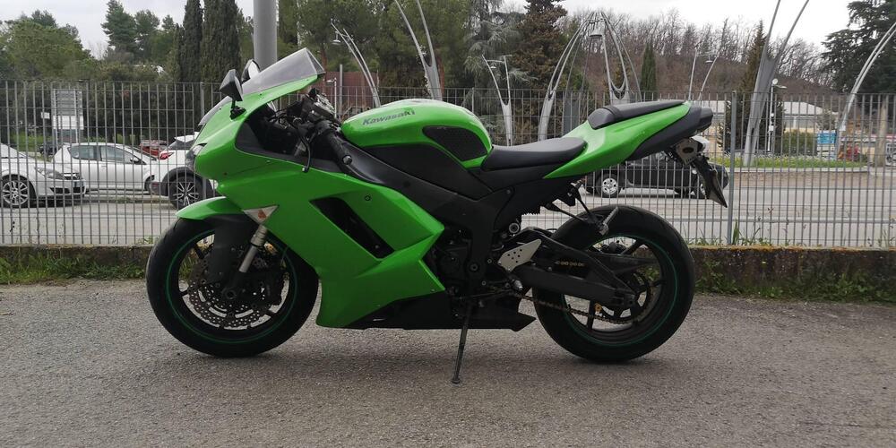 Kawasaki Ninja 600 ZX-6R (2007 - 08) (3)