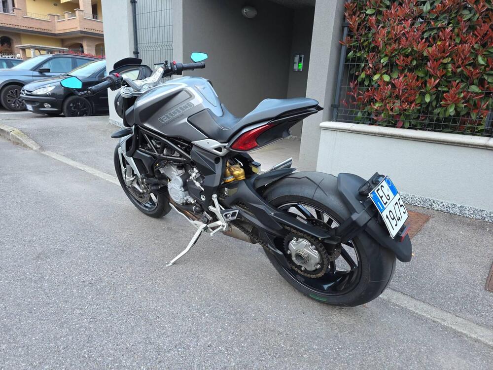 MV Agusta Dragster 800 (2014 - 19) (3)