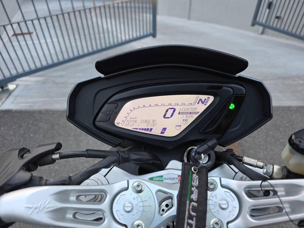 MV Agusta Dragster 800 (2014 - 19) (6)