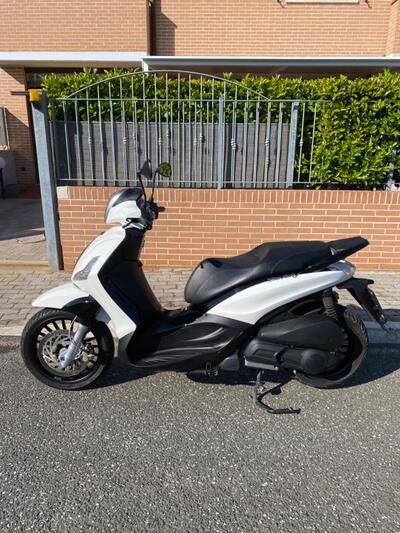 Piaggio Beverly 125 S i.e. (2010 - 17) usata
