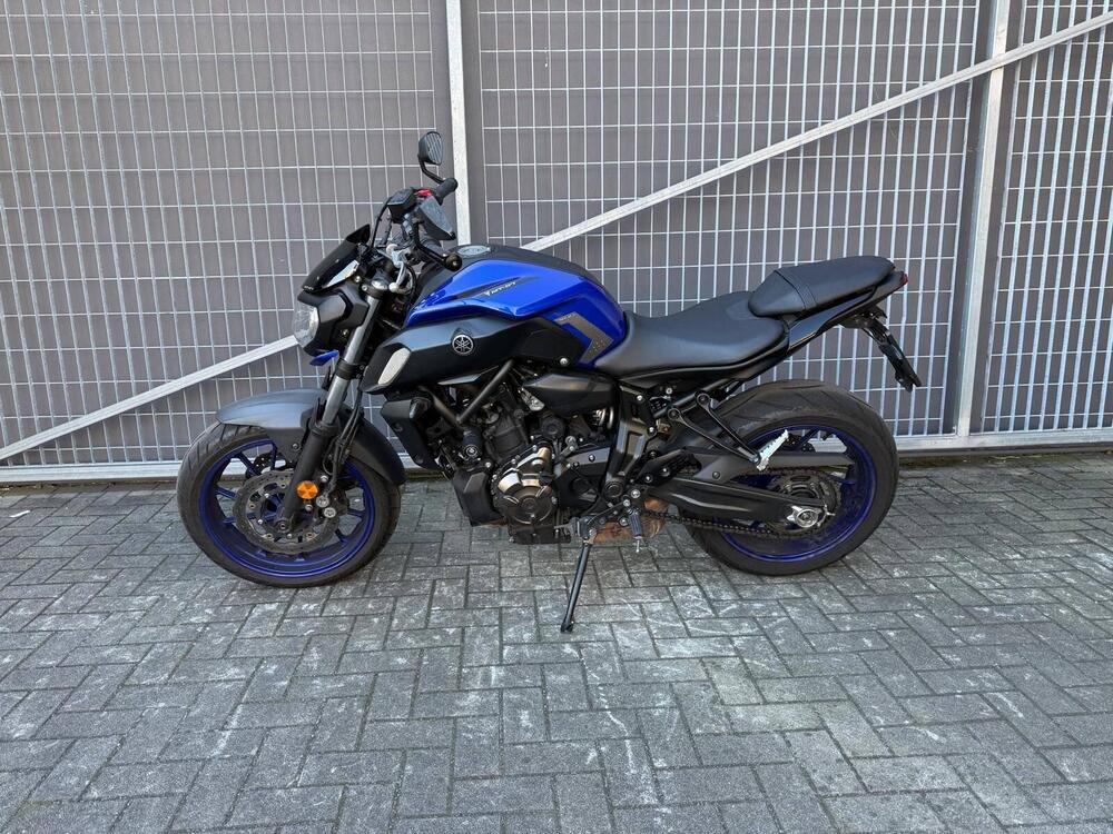 Yamaha MT-07 (2018 - 20) (2)
