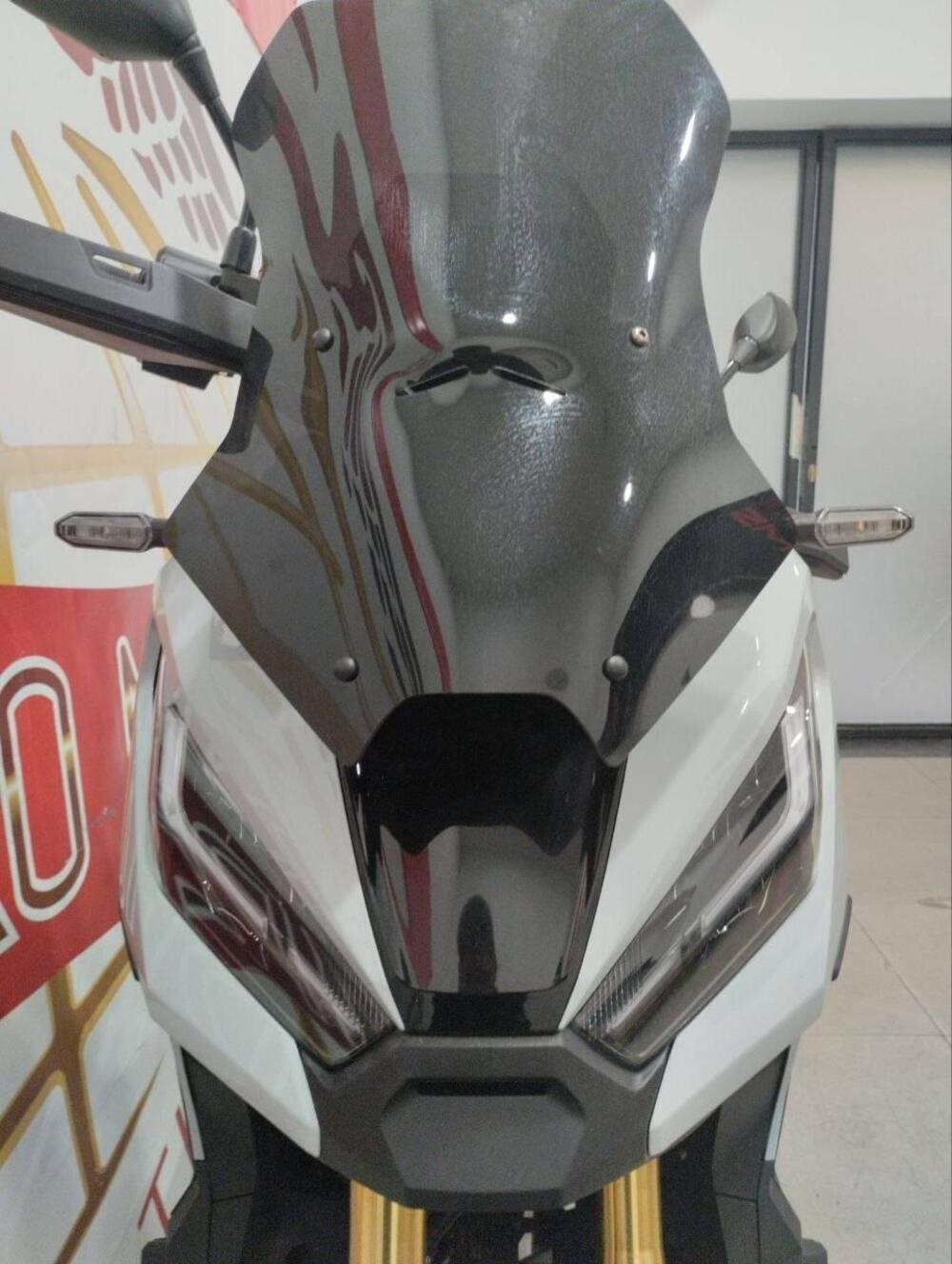 Honda X-ADV 750 DCT (2021 - 24) (4)