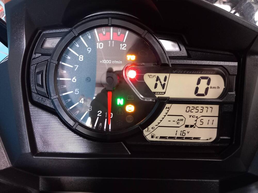 Suzuki V-Strom 650XT (2021 - 25) (20)