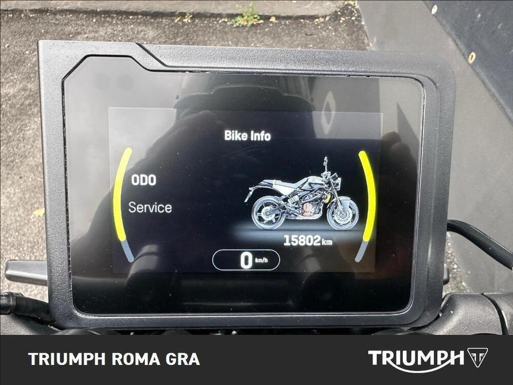 Husqvarna Vitpilen 401 (2024 - 26) (4)