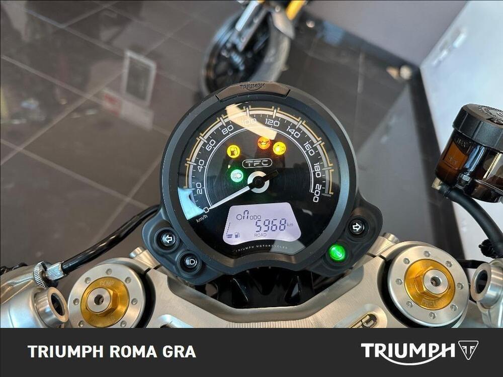 Triumph Bonneville Bobber TFC (2025) (10)