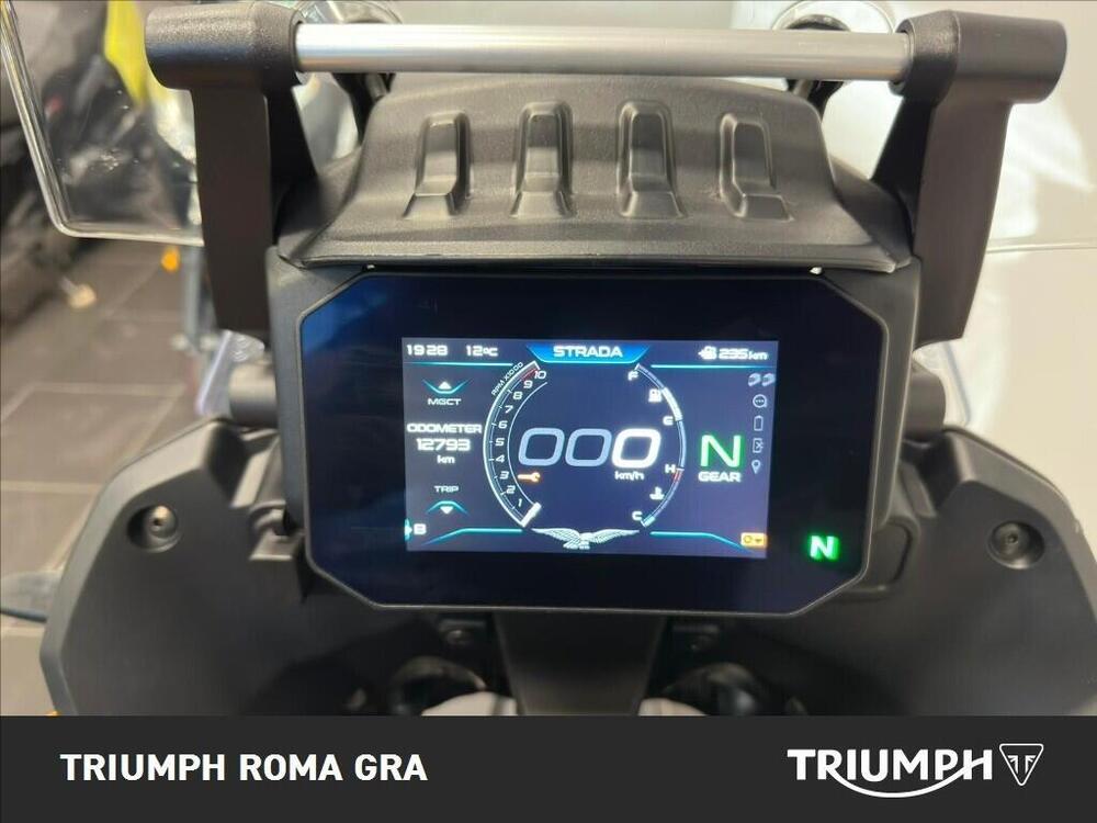 Moto Guzzi Stelvio (2024 - 26) (4)