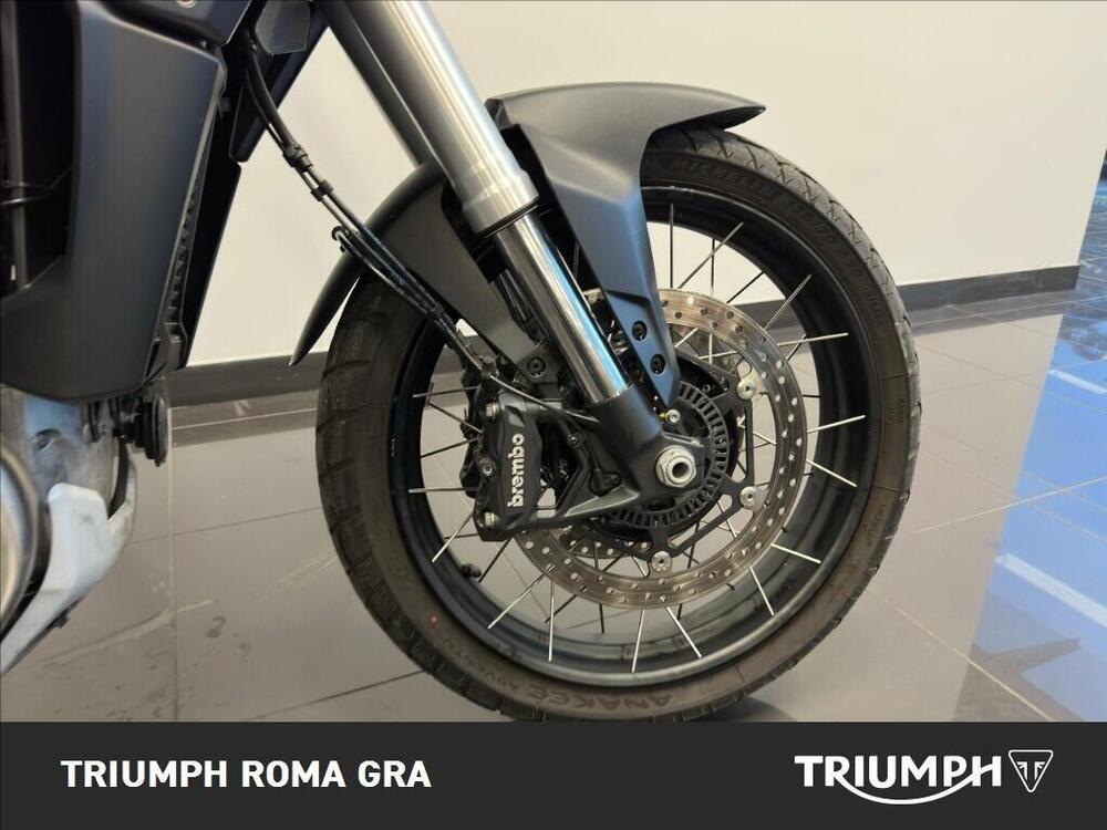 Moto Guzzi Stelvio (2024 - 26) (13)