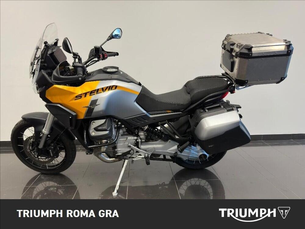 Moto Guzzi Stelvio (2024 - 26) (3)