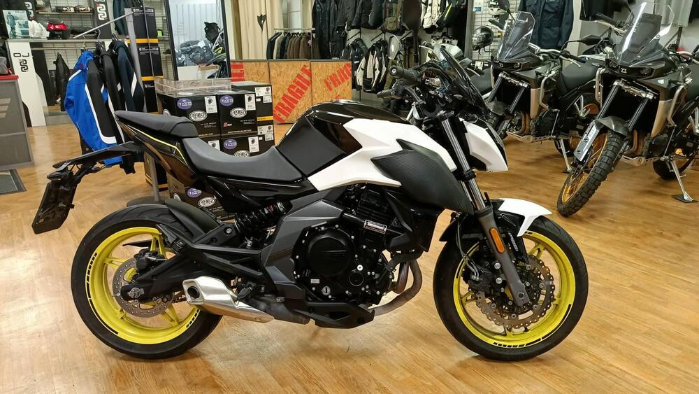 CFMOTO 650NK (2021 - 24) (2)