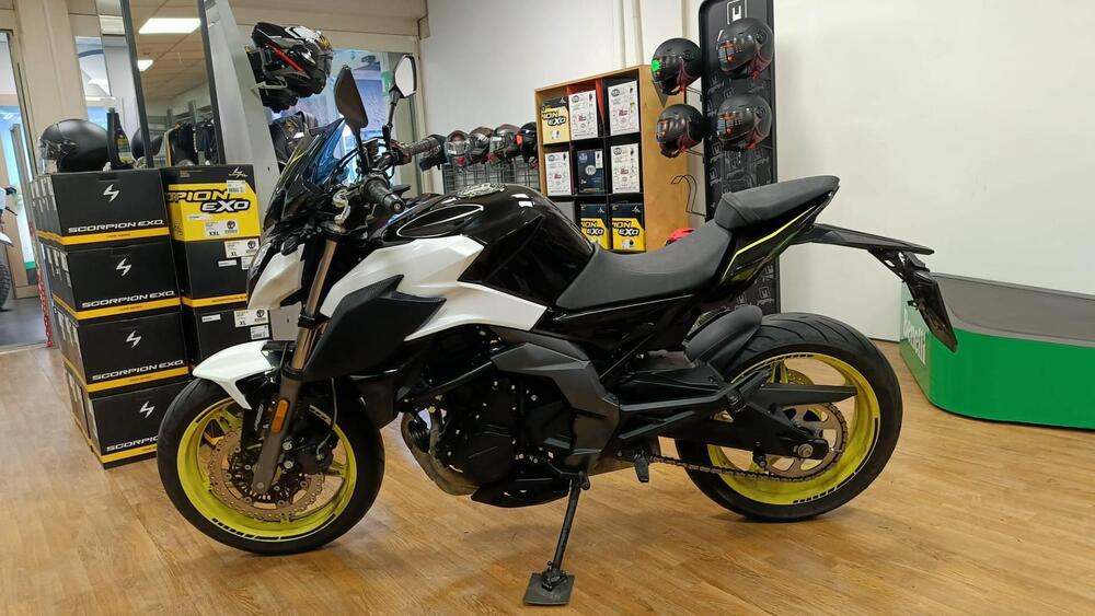 CFMOTO 650NK (2021 - 24) (4)