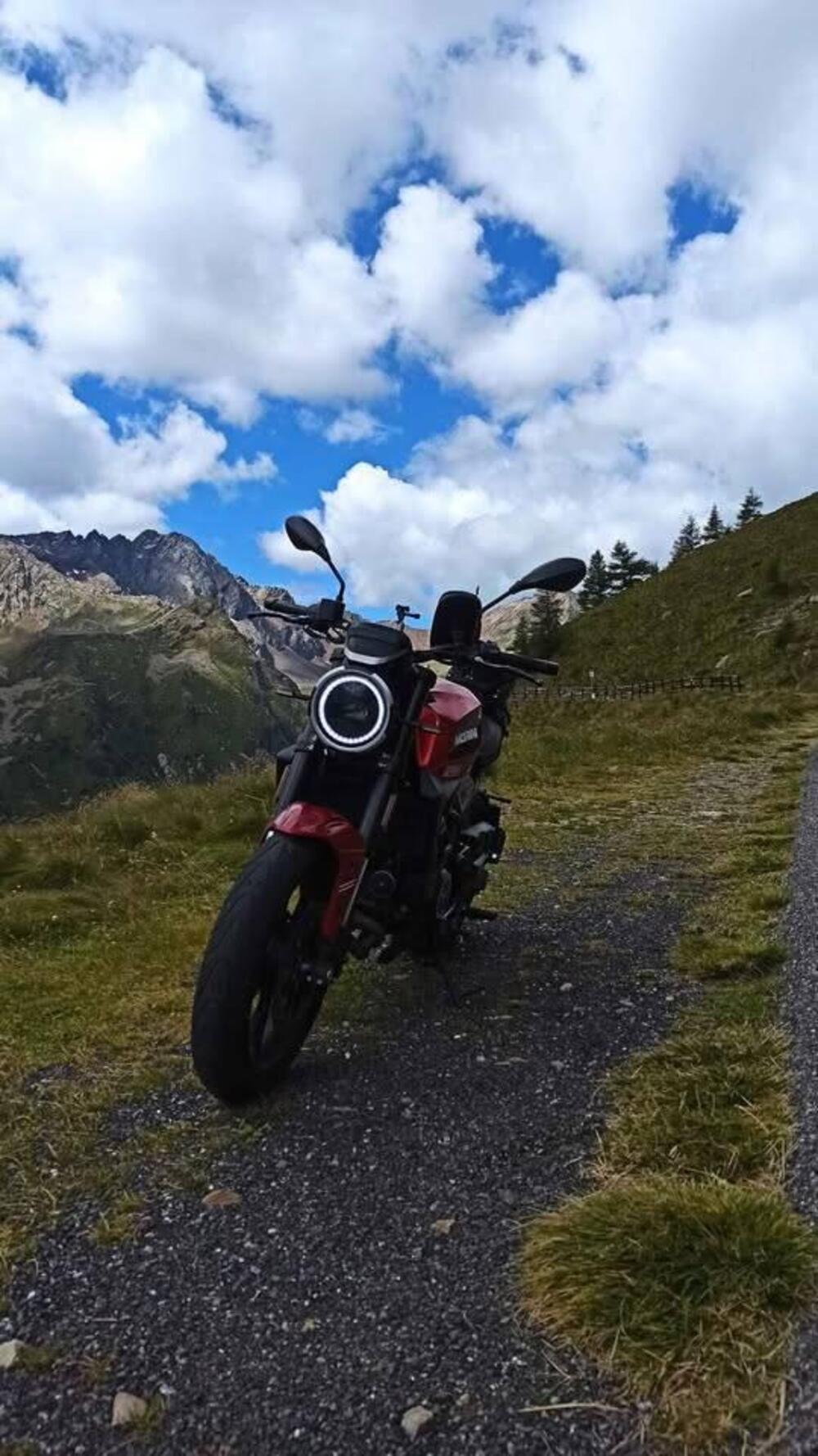 Moto Morini SEIEMMEZZO STR (2022 - 26)