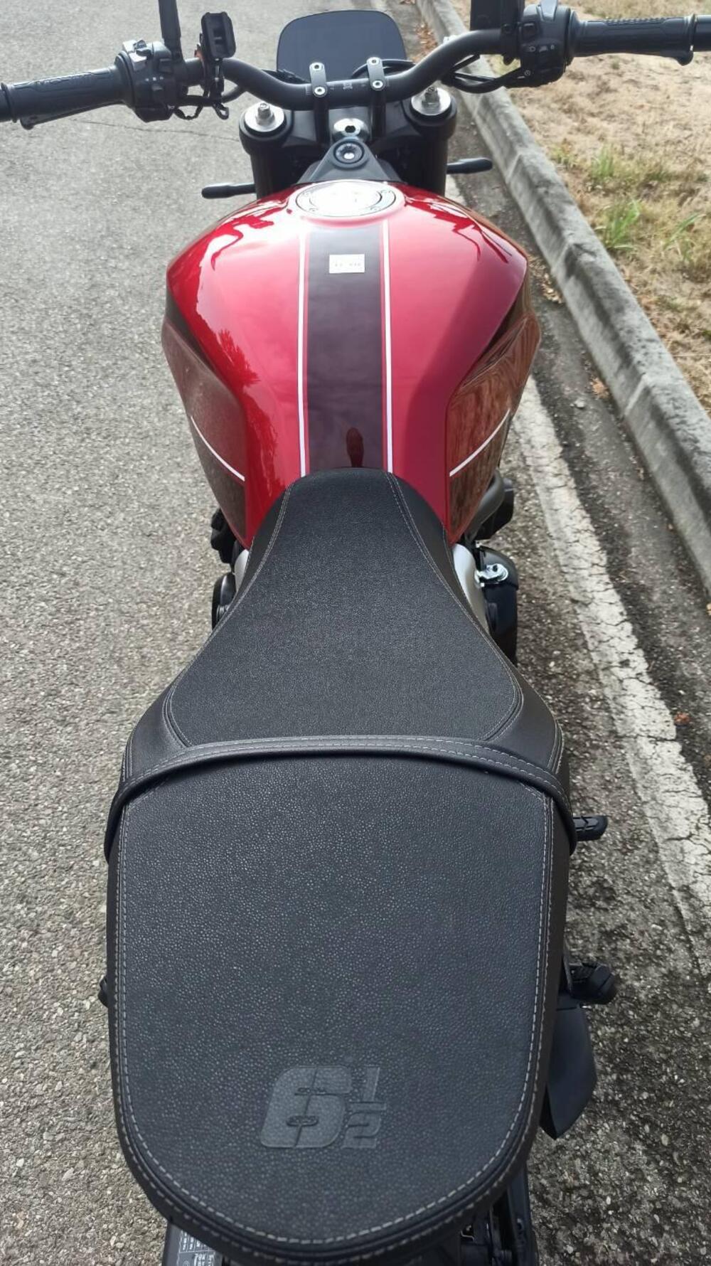 Moto Morini SEIEMMEZZO STR (2022 - 26) (2)