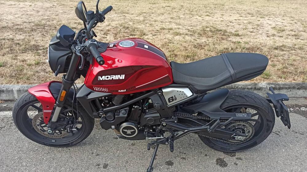 Moto Morini SEIEMMEZZO STR (2022 - 26) (3)