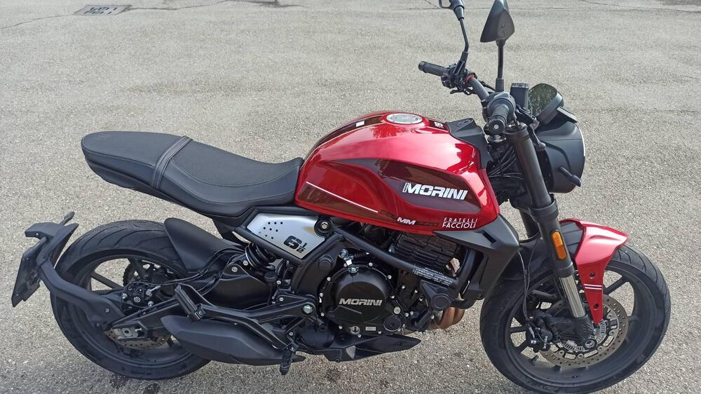 Moto Morini SEIEMMEZZO STR (2022 - 26) (4)