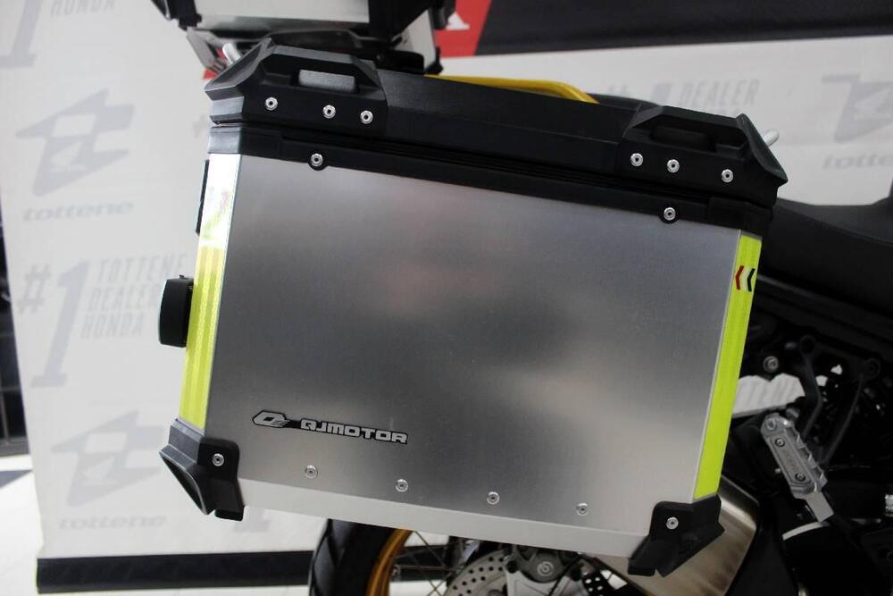 QJ Motor SRT 800 SX (2024 - 25) (5)