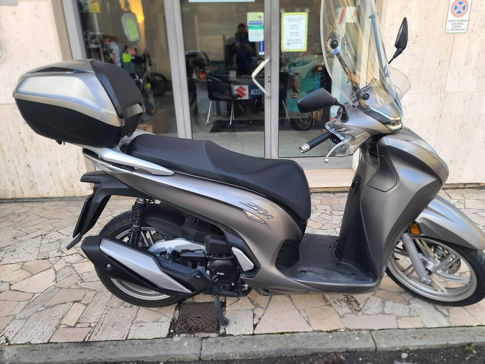 Honda SH 350 (2021 - 24) (2)