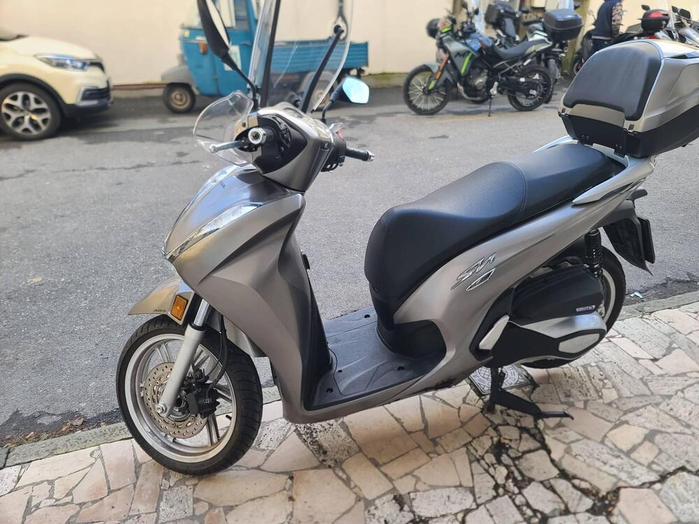 Honda SH 350 (2021 - 24) (6)